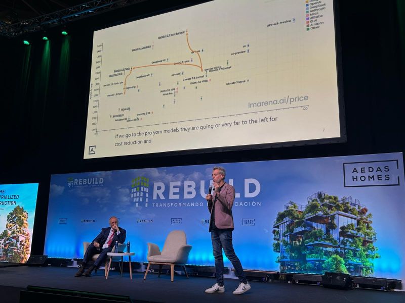Jorge Valero durante una conferencia en REBUILD Madrid
